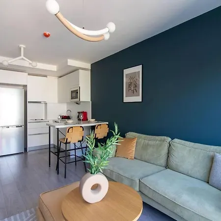 Contemporary 1br Haven W/ Parking + Gym #110 Διαμέρισμα