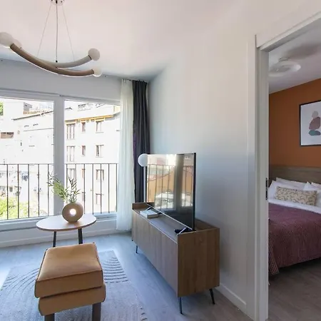 Contemporary 1br Haven W/ Parking + Gym #110 Διαμέρισμα Κωνσταντινούπολη