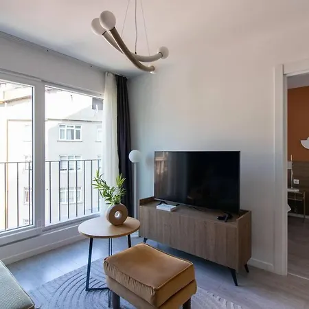 Contemporary 1br Haven W/ Parking + Gym #110 Διαμέρισμα Κωνσταντινούπολη
