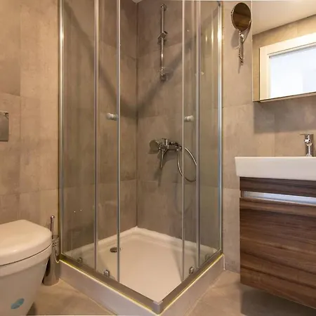 Contemporary 1br Haven W/ Parking + Gym #110 Lägenhet
